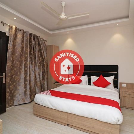 Oyo 72937 Hotel Tyagraj Agra  Bagian luar foto