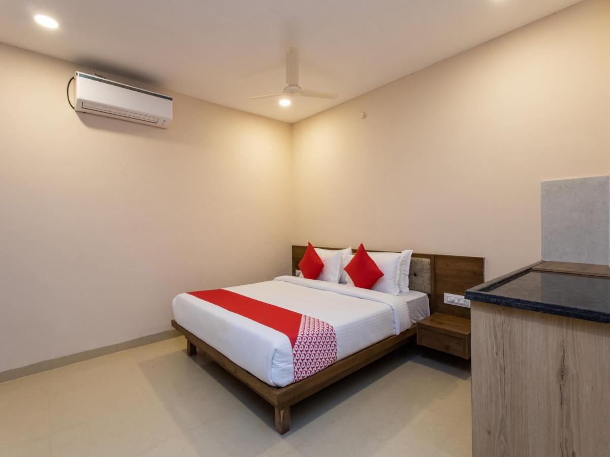 Oyo 72937 Hotel Tyagraj Agra  Bagian luar foto