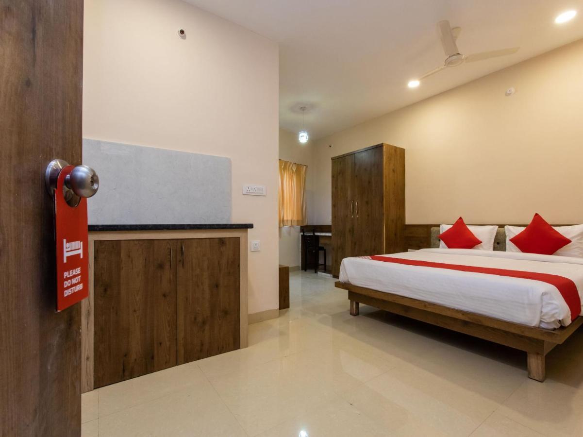Oyo 72937 Hotel Tyagraj Agra  Bagian luar foto